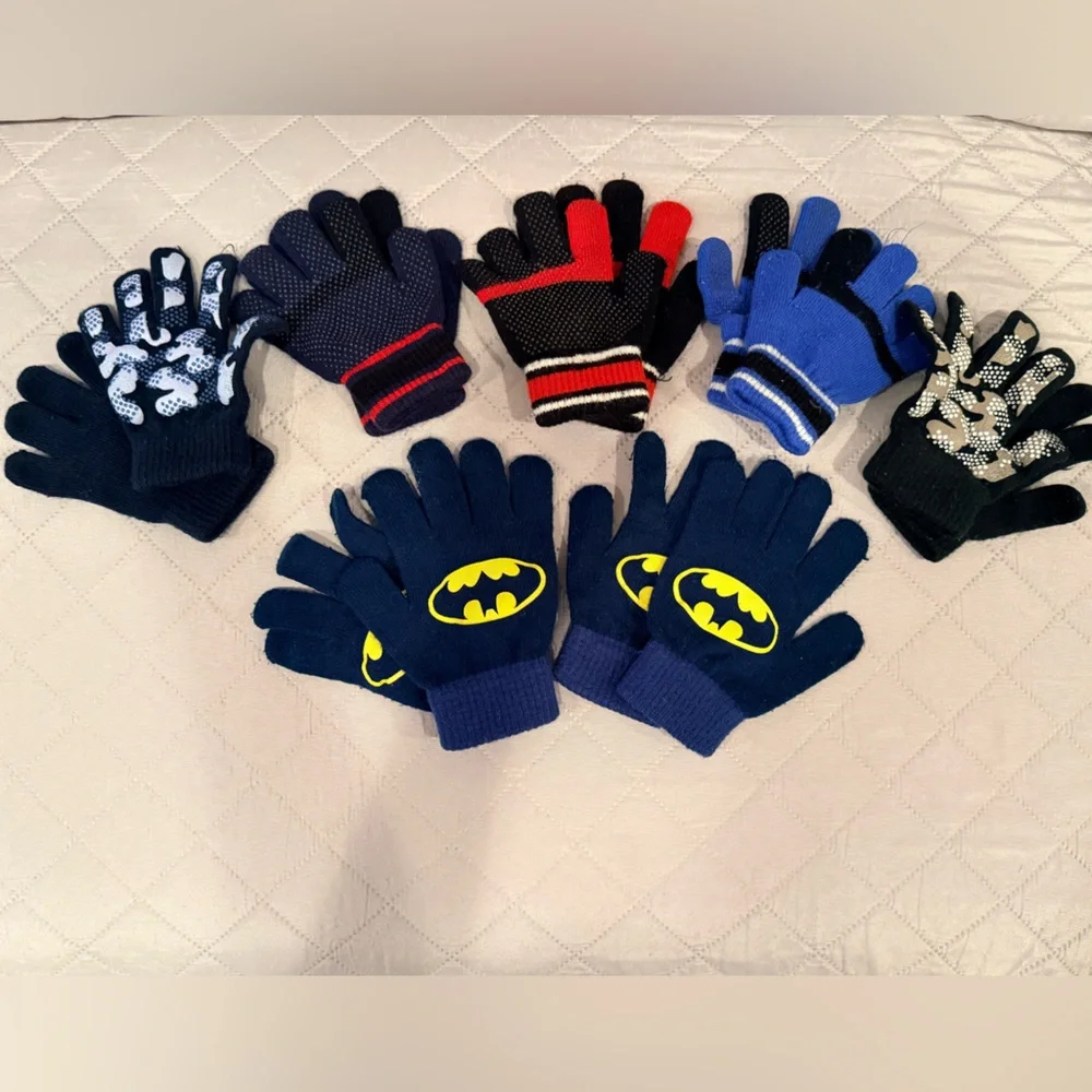 Kids Stretch Gripper Gloves (5 pair) and Batman Gloved (2 pair)